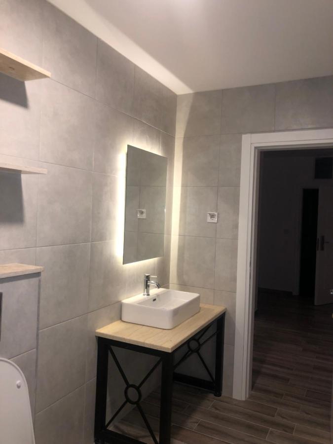 Belami Luxury Apartments Улцинь Екстер'єр фото