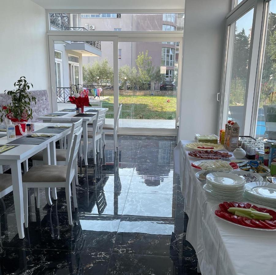 Belami Luxury Apartments Улцинь Екстер'єр фото