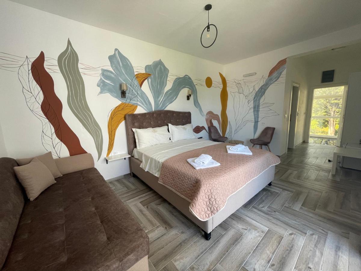Belami Luxury Apartments Улцинь Екстер'єр фото